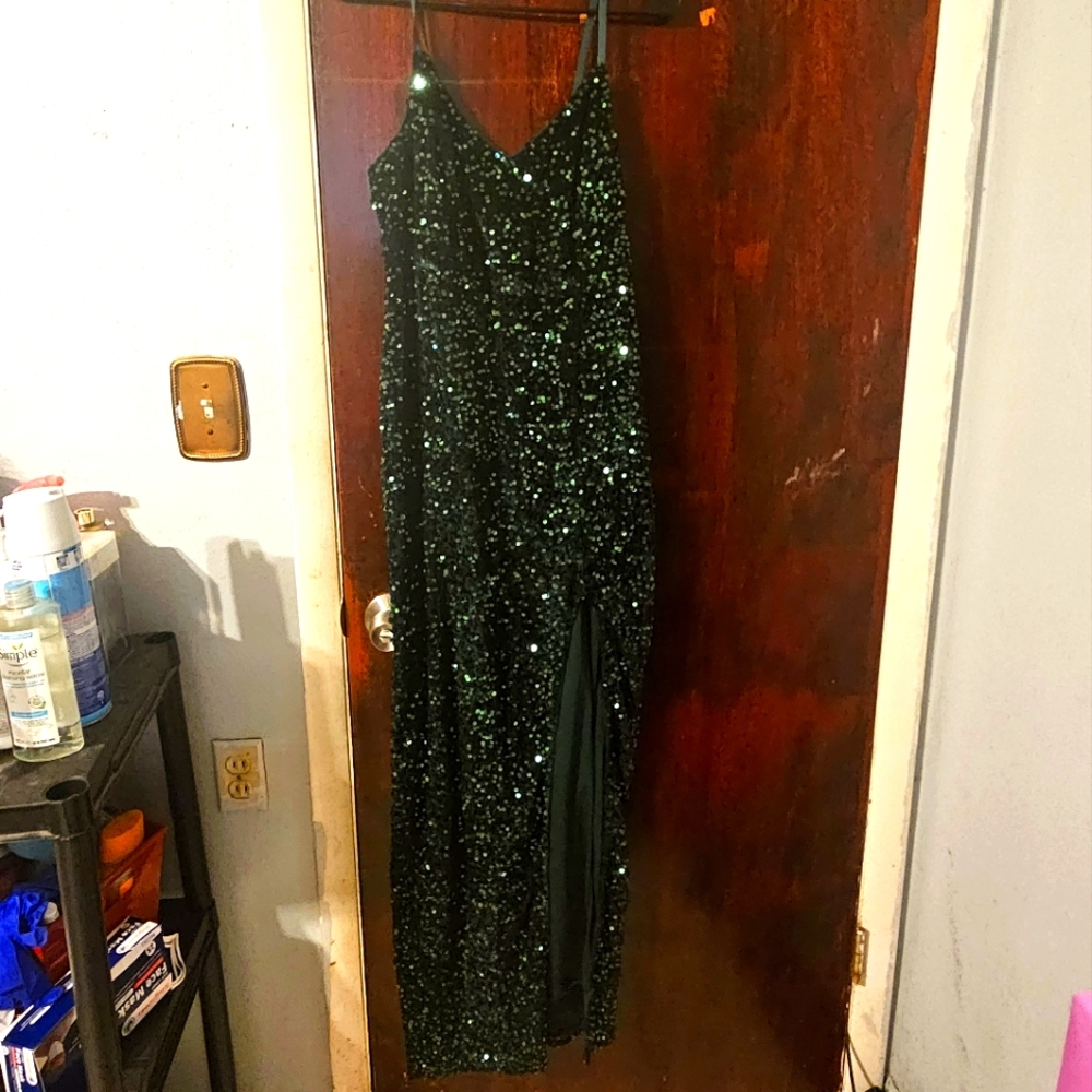 XL Emerald Green Sequin Gown